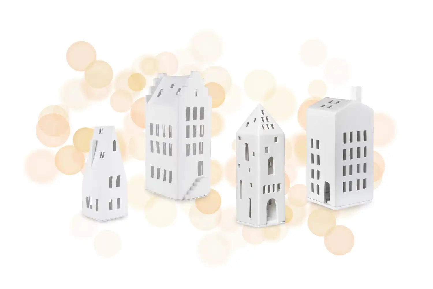 Lichthäuser zur Dekoration in weiß aus Porzellan