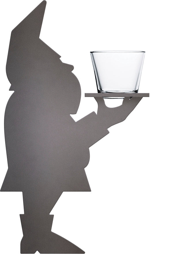 Gartenzwerg: Silhouette eines klassischen Gartenwichtels aus Stahl, mit Glasbecher auf der Hand vor weißem Hintergrund. Robust und charmant als Gartenfigur geeignet.