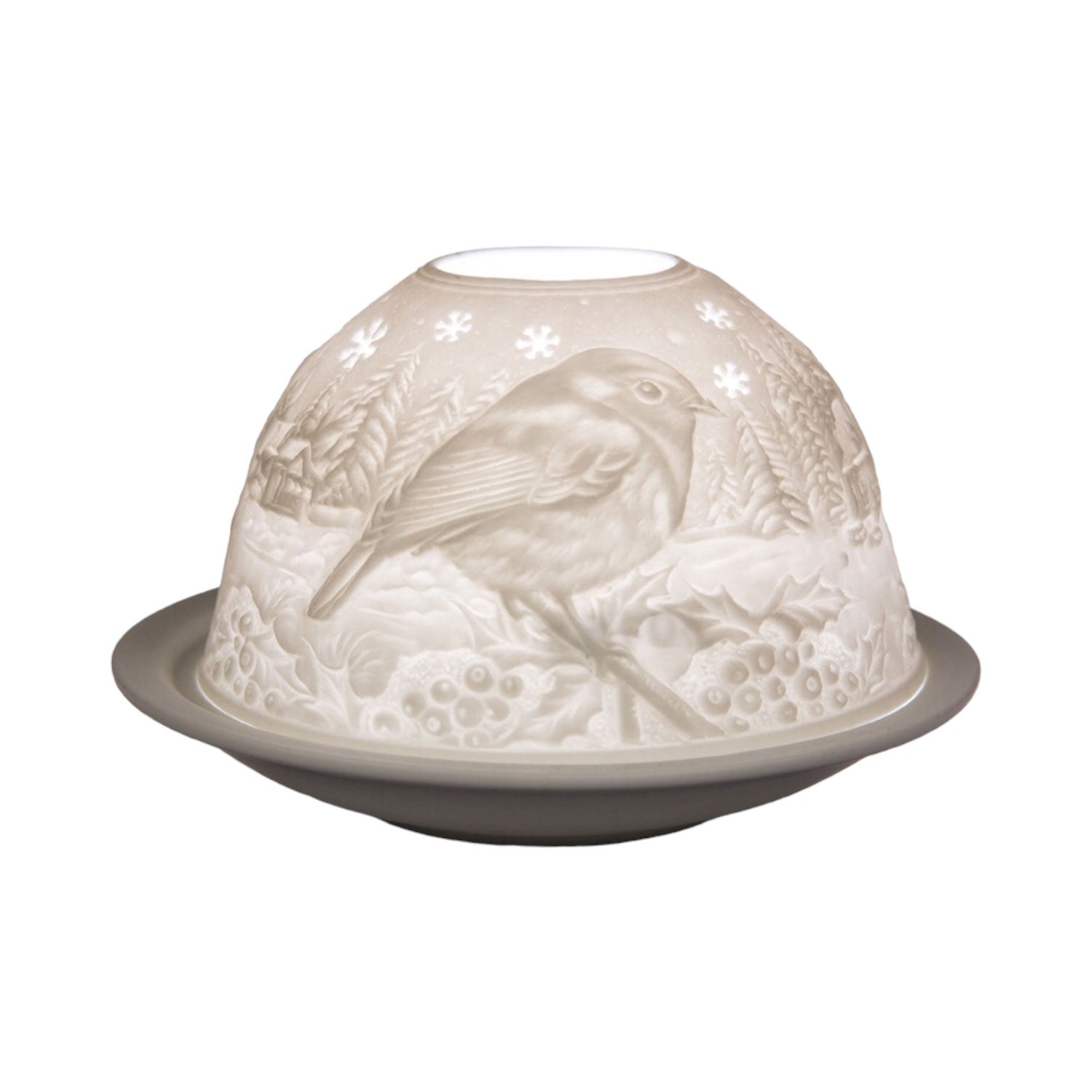 Die Kuppelleuchte „Vögel im Winter“ ist eine dekorative, kuppelförmige Kerzenleuchte aus feinem Porzellan. Sie zeigt ein geschnitztes Motiv von Vögeln im Winter auf Zweigen mit Bäumen und Schneeflocken, die elegant auf ihrem runden Sockel ruhen und so einen ruhigen Effekt erzeugen.