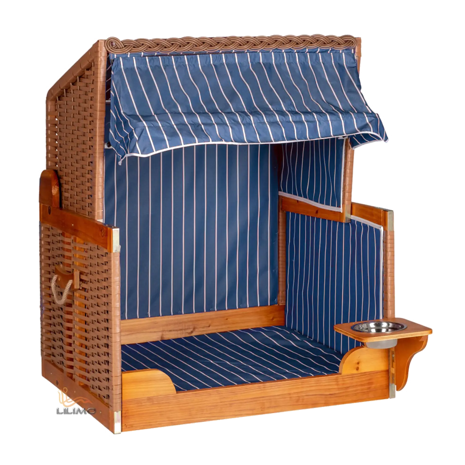 Der Strandkorb für Hunde, blau ist ein geflochtener Hundestrandkorb mit blau-weiß gestreiftem Baldachin und Kissen, mit PE-Geflecht-Design auf einem Holzrahmen. An einer Seite ist ein Napfhalter aus Holz angebracht.