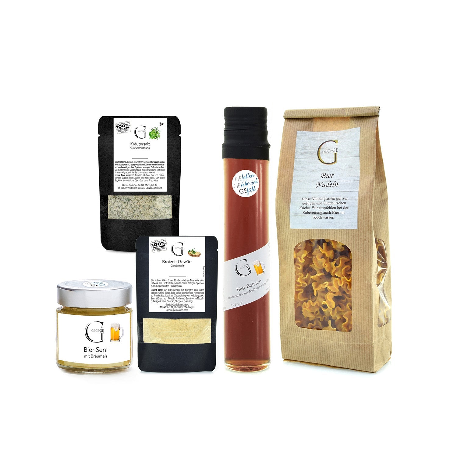 Das „Geschenke für Bierliebhaber – Das Bier Genuss – Geschenkset“ umfasst Nudeln in einer Papiertüte, Gewürz- und Kräuterpäckchen, Senf im Glas, eine große Flasche mit roter Flüssigkeit und Pulver – alles auf Deutsch beschriftet.