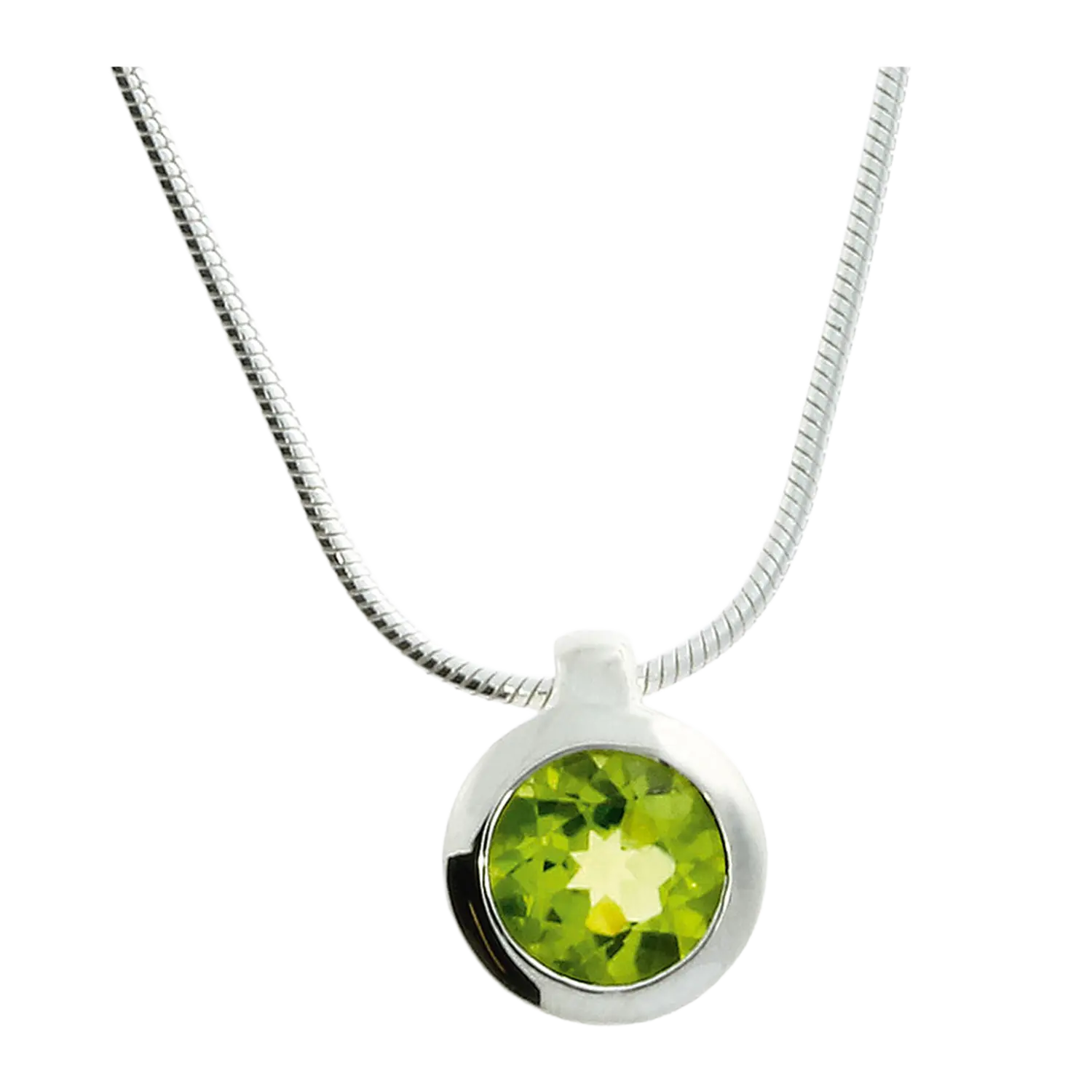 Kette Silber Peridot mit rundem Anhänger auf weißem Hintergrund.