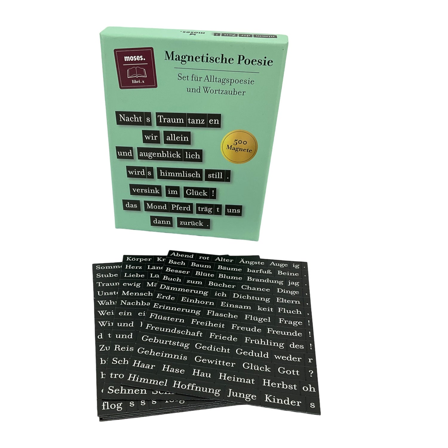 Die grüne Box „Magnetische Poesie“ enthält eine Magnetfolie mit 500 ausgewählten deutschen Wörtern wie „Nacht“, „Traum“ und „Tanzen“. Entfesseln Sie Ihre Wortakrobaten-Fähigkeiten und verwandeln Sie Alltagssprache auf jeder Metalloberfläche in Alltagspoesie.