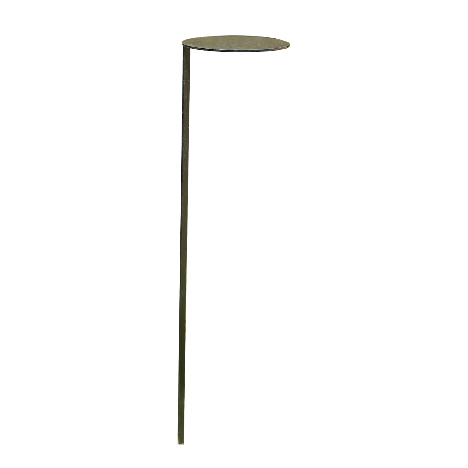 Das MONO Gartentischchen ist ein hoher, schmaler, dunkelfarbiger Tisch mit runder, flacher Tischplatte auf weißem Grund. Sein minimalistisches Design und die geölte Stahlkonstruktion verleihen ihm ein schlichtes, modernes Aussehen.